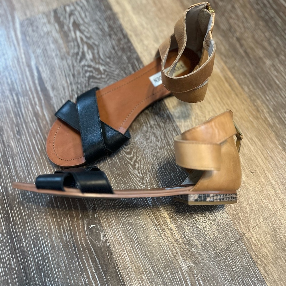 Steve Madden Black and Tan Sandals